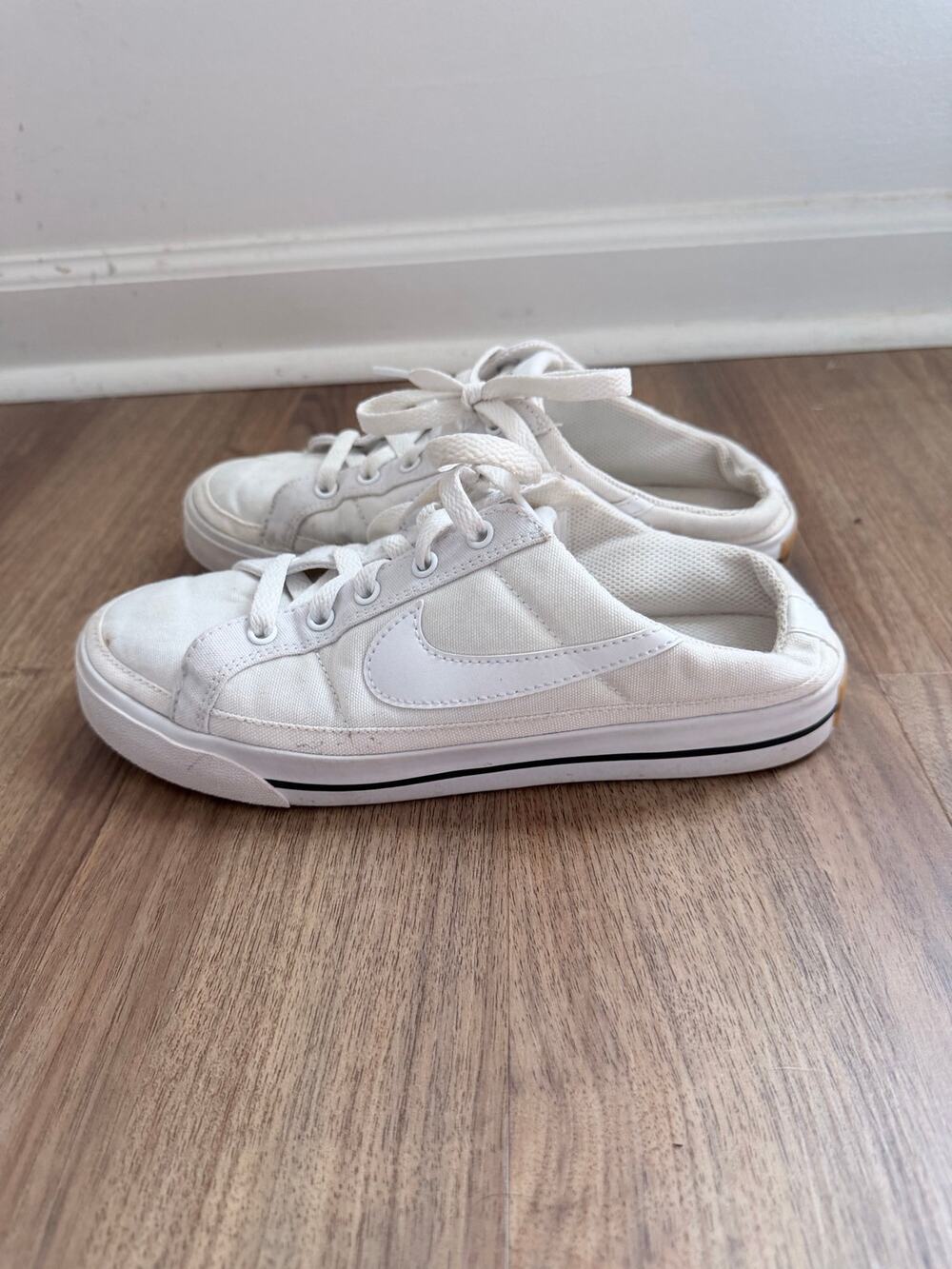 Nike Court Legacy White Mule Slip-on Sneakers-Size 7
